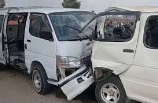 17 مصابًا فى حادث تصادم...
