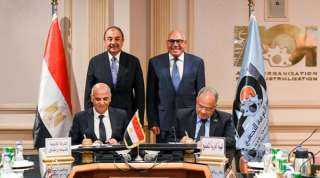 وزير قطاع الأعمال العام ورئيس...