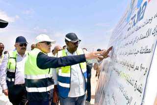 محافظ الأقصر يتفقد سير أعمال...