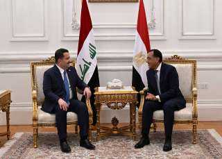 رئيس الوزراء يستقبل رئيس الوزراء...