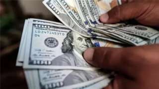 سعر الدولار في ختام تعاملات...