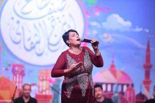 خالد جلال يشهد الليلة التاسعة...