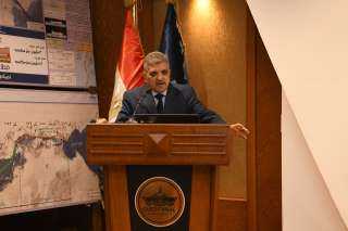 الفريق أسامة ربيع يشهد ندوة...