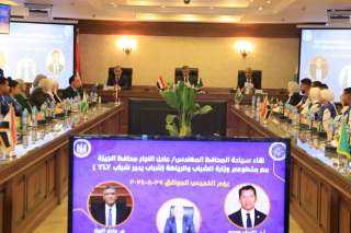 محافظ الجيزة يلتقى بمتطوعي مشروع...