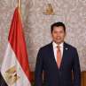 وزير الشباب والرياضة يجرى اتصالاً...