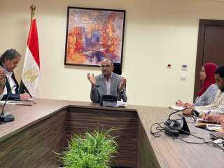 نائب وزير الإسكان يعقد اجتماعاً...