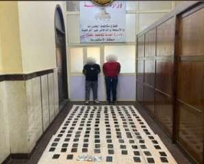 ضبط عنصرين اجراميين بالاسكندرية لحيازتهم...