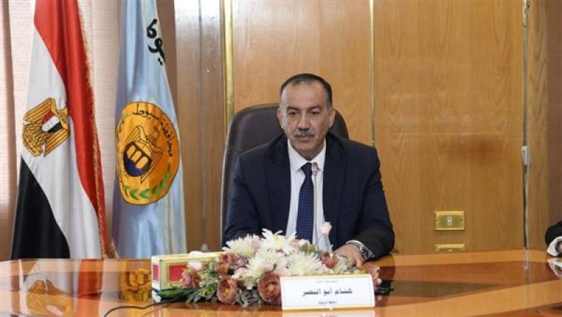محافظ أسيوط