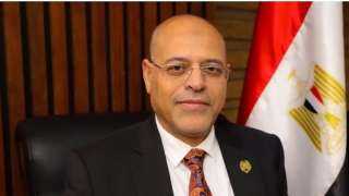 وزير العمل يدعو المواطنين العاملين...
