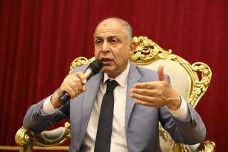 محافظ المنيا يؤكد على سحب...