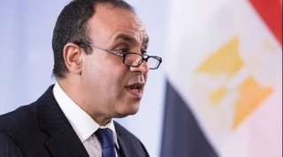 وزير الخارجية يتوجه إلى دولة...