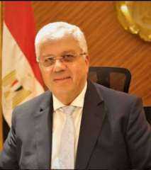 وزير التعليم العالي يهنئ الجامعة...