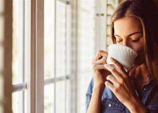 5 مشروبات لبشرة مشرقة.. عند...