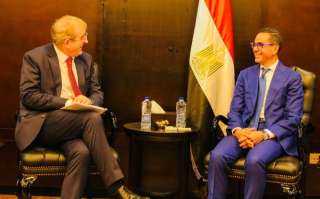 وزير الاستثمار يلتقى المفوض التجاري...