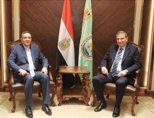 وزير الزراعة يستقبل سفير الهند...