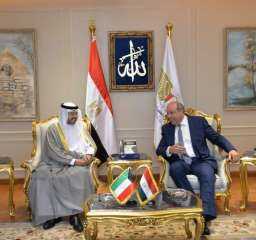 وزير الطيران المدني يستقبل رئيس...
