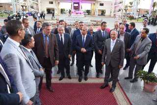 محافظ بورسعيد يشهد حفل تخرج...