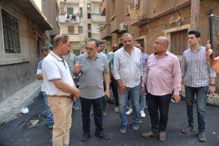 محافظ أسيوط يتفقد رصف عدد...