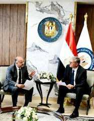وزير البترول يلتقى الرئيس الإقليمي...