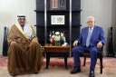 ممثل أمير الكويت يلتقي محمود...