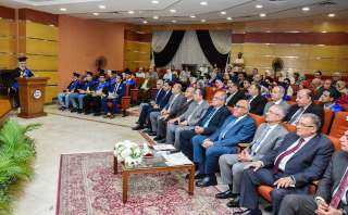 رئيس الهيئة العربية للتصنيع يشهد...