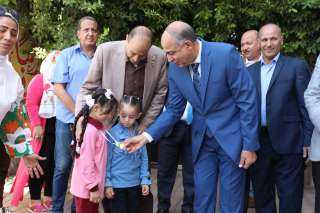 محافظ المنيا يجرى جولة بالمدارس...