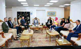 محافظ البحيرة تستقبل رئيس وفد...