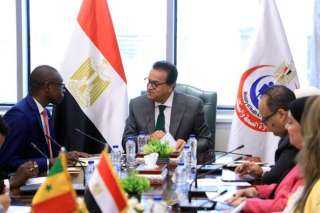 وزير الصحة يستقبل السفير السنغالي...