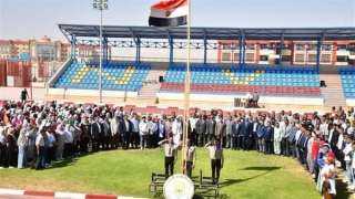 رئيس جامعة الوادى الجديد يشهد...