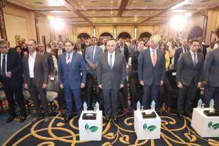 محافظ بني سويف يشهد الجلسة...