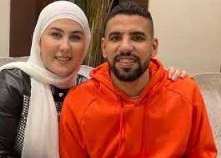 مغادرة مؤمن زكريا وأسرته النيابة...