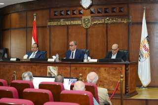 رئيس معهد التخطيط القومي: توجيه...
