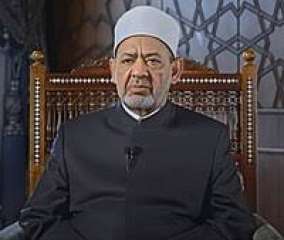 شيخ الأزهر يكرم طلاب «طب...