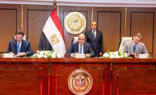 وزير العدل يشهد مراسم توقيع...