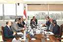 وزير الإسكان يتابع سير العمل...