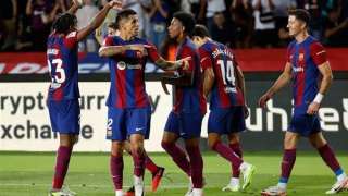 ليفاندوفسكي يقود تشكيل برشلونة أمام...
