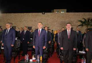 وزير قطاع الأعمال العام ومحافظ...