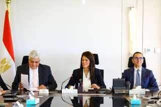 انعقاد الاجتماع الأول للمجموعة الوزارية...