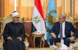 محافظ الغربية يستقبل مفتي الجمهورية...