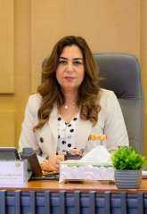 وزيرة التنمية المحلية تتابع مع...