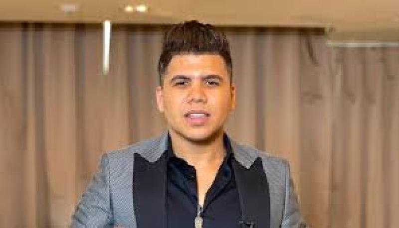 عمر كمال يطلب فتوى من الأزهر حول مصدر أمواله