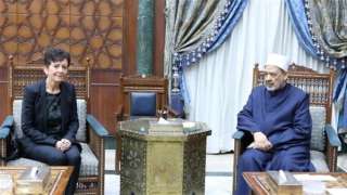 شيخ الأزهر: حضارة اليوم أبعدت...