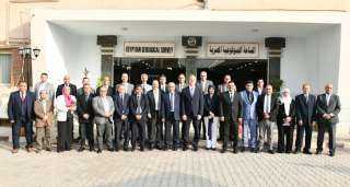 وزير البترول يقوم بجولة تفقدية...