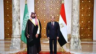 السيسي وولي عهد السعودية يشهدان...