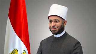 وزير الأوقاف يهنئ اللواء حسن...
