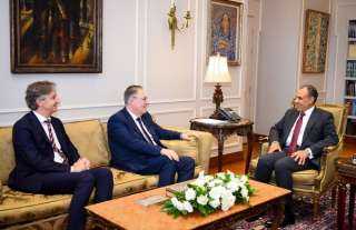 وزير الخارجية يستقبل مساعد سكرتير...