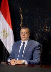 وزير الإنتاج الحربي يُهنئ العاملين...