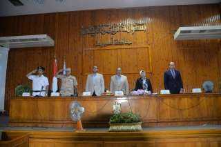 محافظ أسيوط خلال المجلس التنفيذى:...