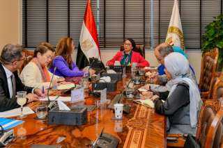 وزيرة البيئة تستقبل المديرة التنفيذية...