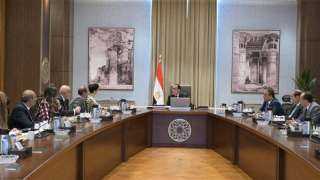 رئيس الوزراء: الوضع الحالي يشير...